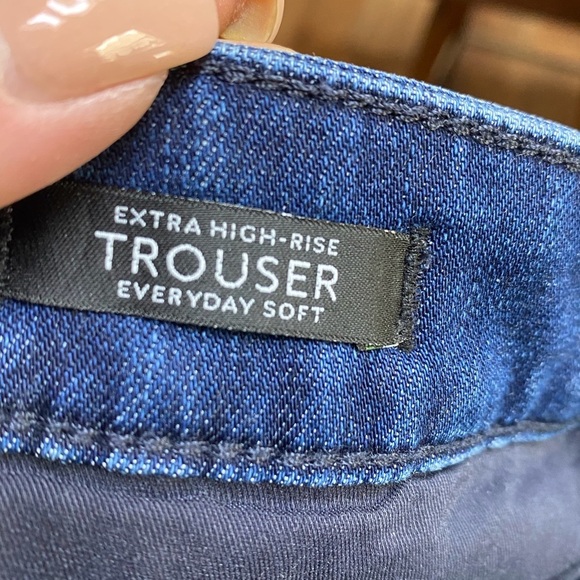 WHBM Extra High Rise Trousers Every Day Soft - Picture 8 of 9